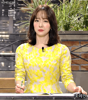 180102 본격연예 한밤 뽀뽀녀 박선영 아나운서.gif | 인스티즈
