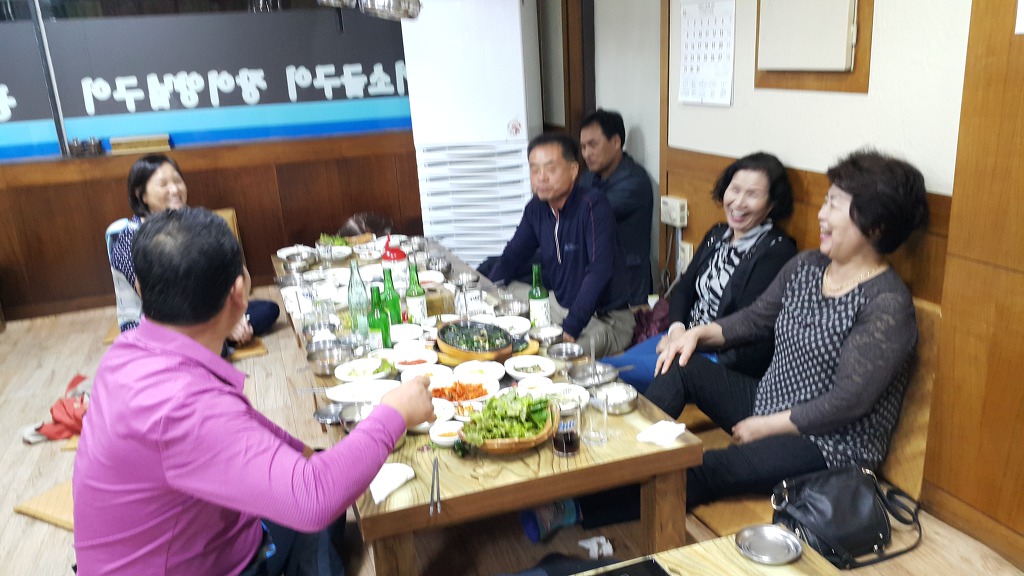 역전횟집 이미지